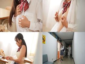 乳首こねくり失禁　卑劣おとなチ●ポで輪姦されているのにお漏らし絶頂してしまう敏感乳首Ｊ系　小那海あや　サンプル画像02